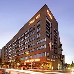 25hours Hafencity 4*, Amburgo Germania